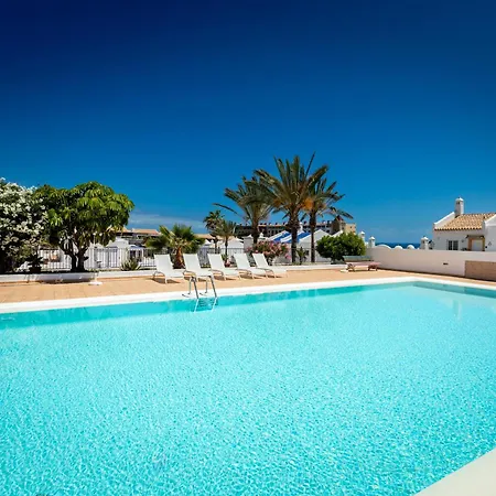 8b Albatros Playa Paraiso, Elegant And Modern شقة