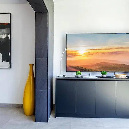 8b Albatros Playa Paraiso, Elegant And Modern